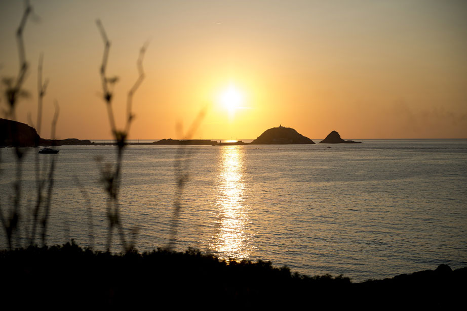 Tourist Holiday In Ile Rousse Visit Ile Rousse And Its Region